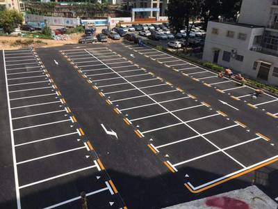 南昌新建車位劃線公司,新建小區(qū)車位劃線價(jià)格